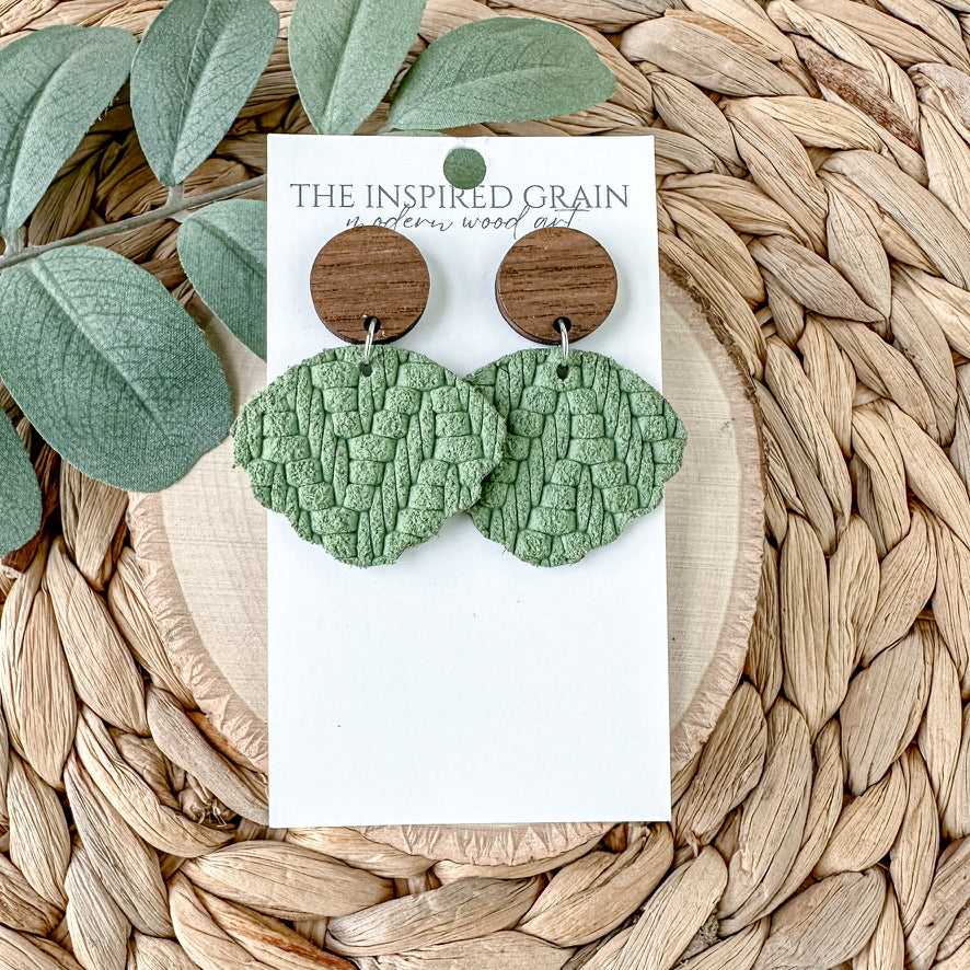 Scallop Earrings - Fern Knit