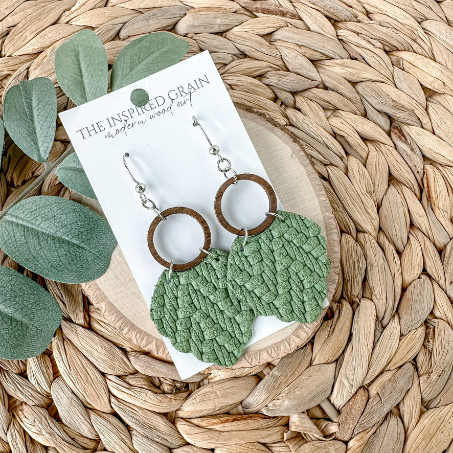 Scallop Hoop Earrings - Fern Knit