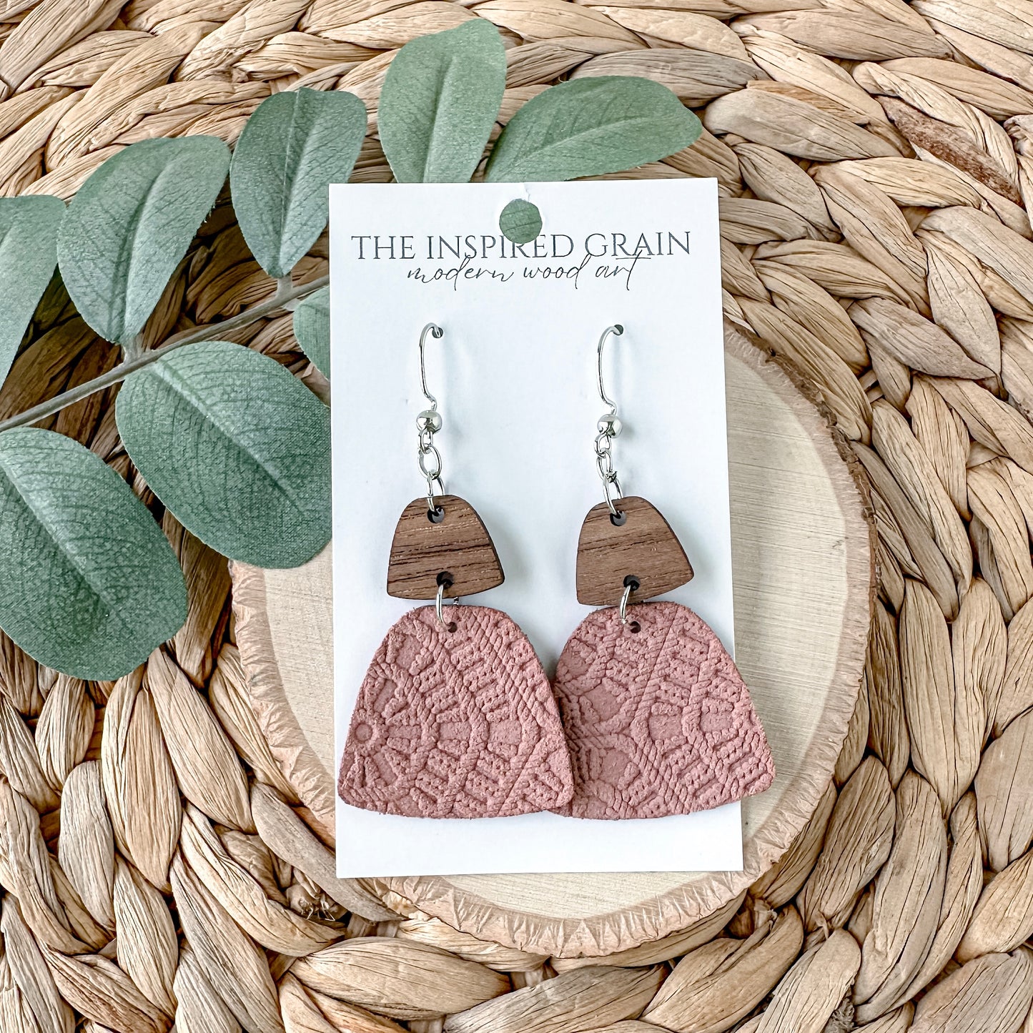 Trapezoid Earrings - Mauve Lace