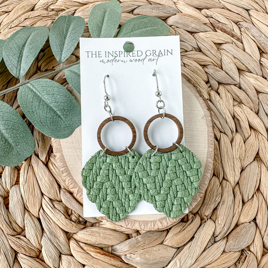 Scallop Hoop Earrings - Fern Knit