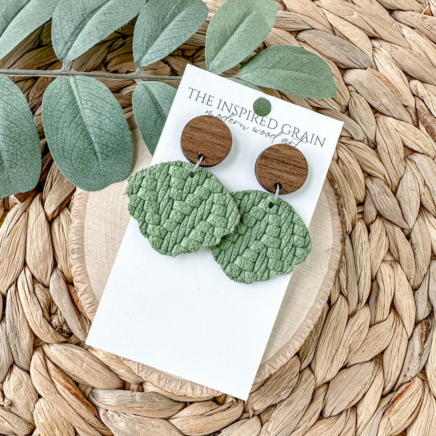 Scallop Earrings - Fern Knit