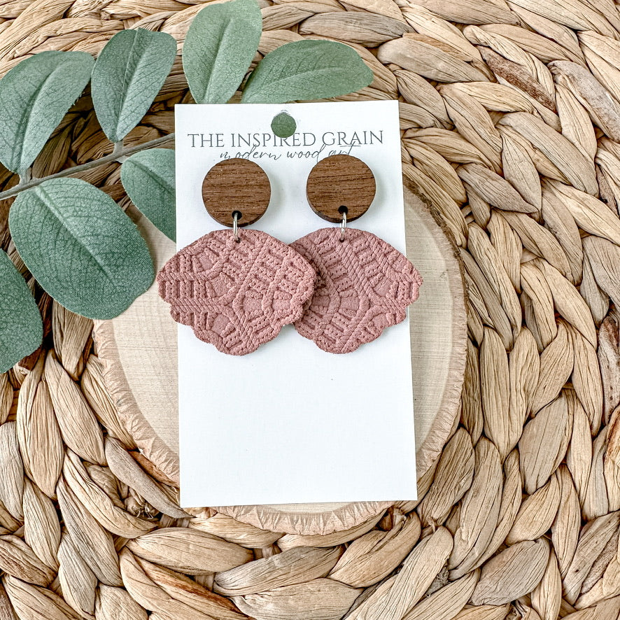 Scallop Earrings - Mauve Lace