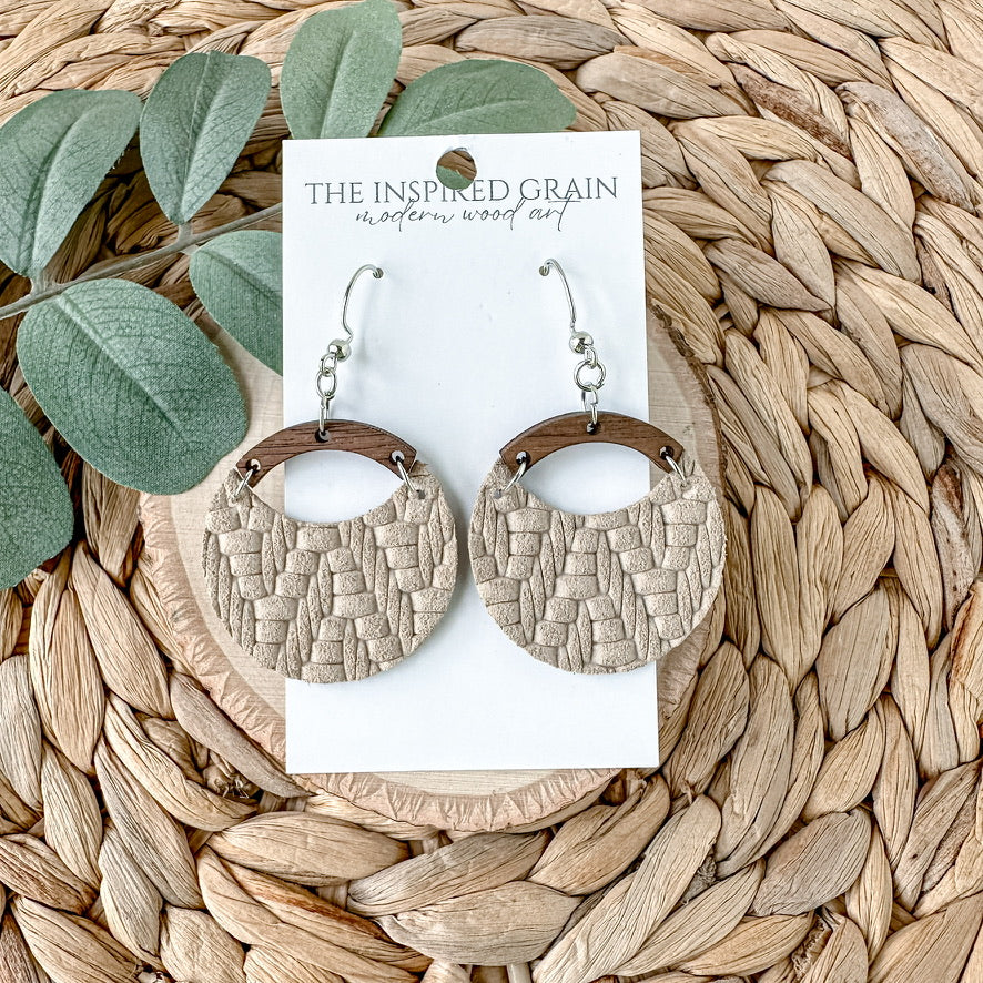 Round Arch Earrings - Buff Knit
