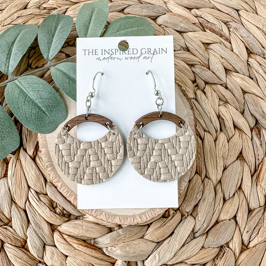 Round Arch Earrings - Buff Knit