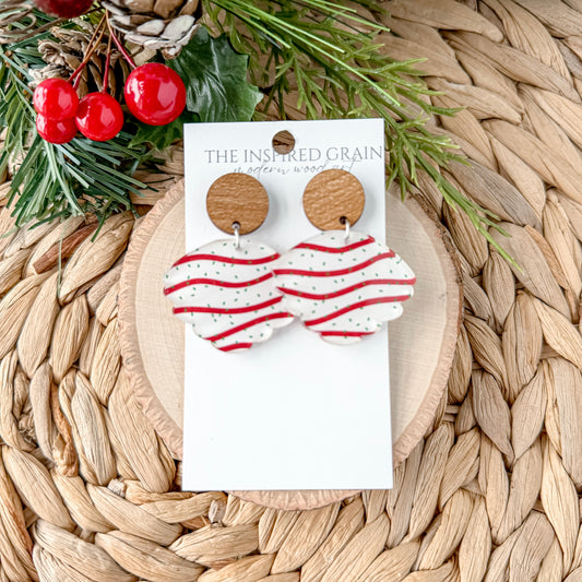 Scallop Earrings - Christmas Cake