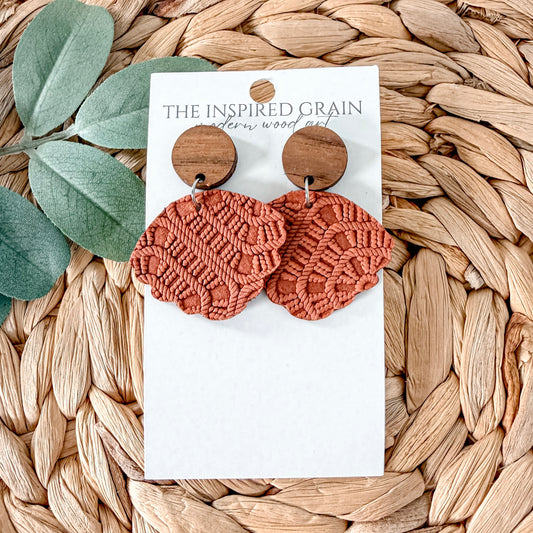 Scallop Earrings - Cinnamon Lace